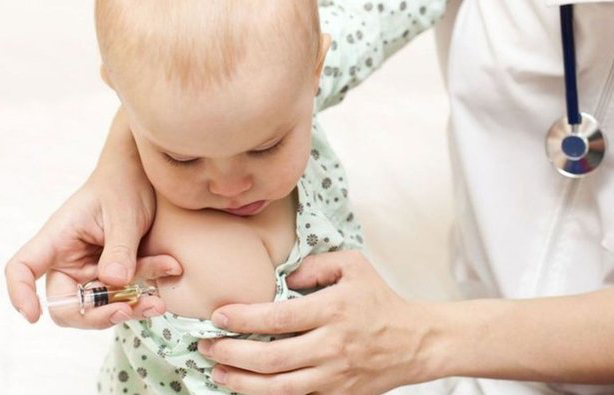 Bebeklik ve Çocukluk Çağı Aşıları